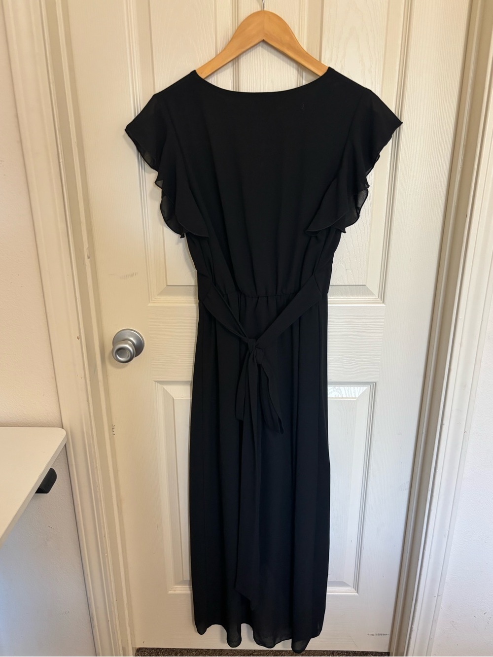 NSR Black V-Neck Flutter Sleeve Maxi Dress - Size Small - Picture 4 of 7